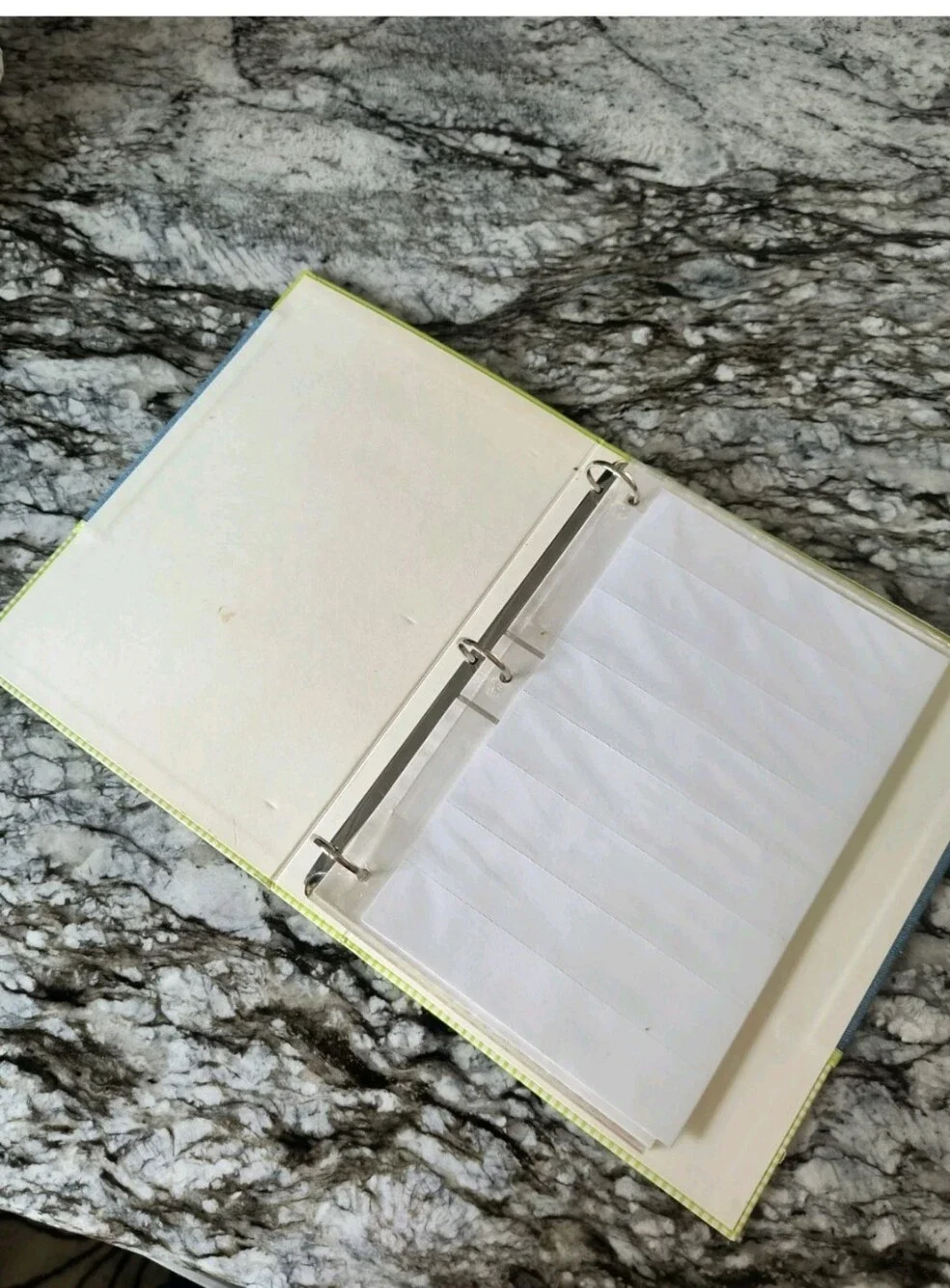 Hallmark Stories Photo Album Denim Bunny 100 4x6 Photo Capacity  Cute Blue Green